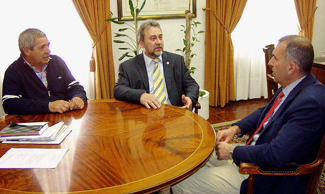 Vargas, (izda.), Vaquero y Martínez.