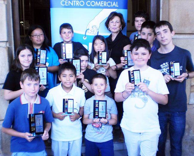 Resto de premiados en el Trofeo