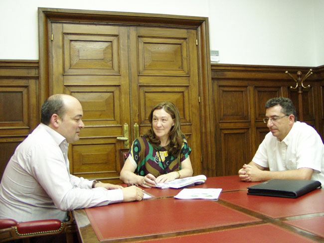 Responsables de Iberdrola con la subdelegada