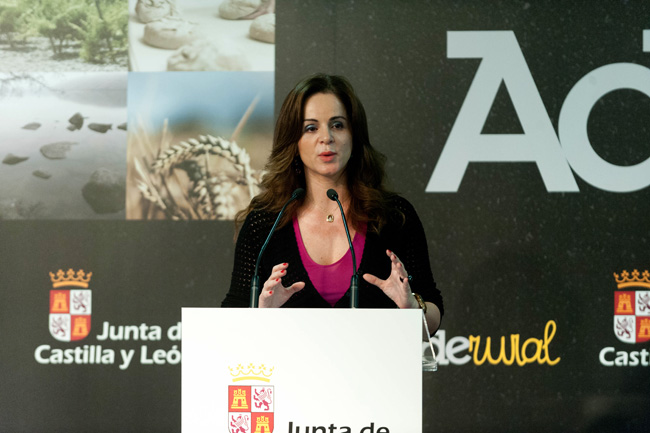 Clemente, consejera de Agricultura.