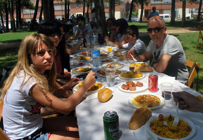 Comensales en una de las mesas.