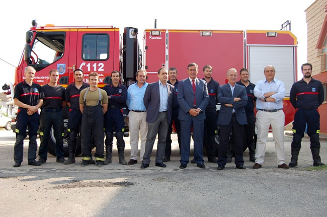 Entrega del nuevo camión