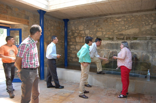 Visita a la fuente del Salobral