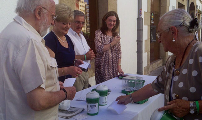 Ligero (ctro.) y Heredia (dcha.)