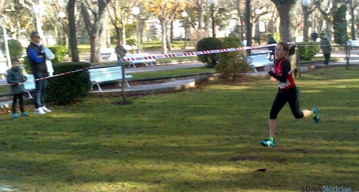 Kike Sola e Ibai Gómez logran los goles en la derrota del Numancia ante su afición