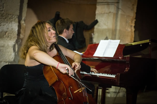 Georgina Sánchez presenta en Medinaceli su disco En la Ciudad del Cielo