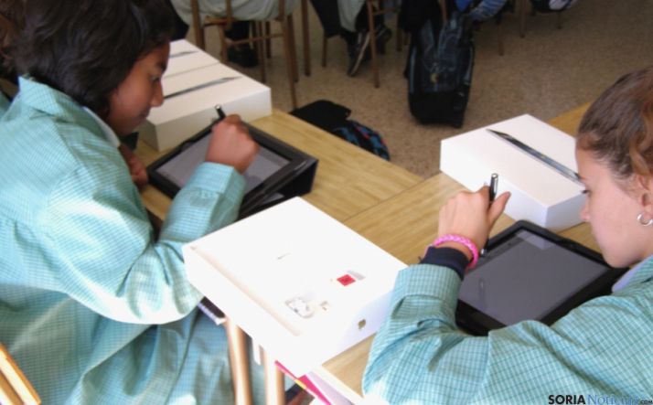 Los alumnos de 6º de Primaria en Escolapias dicen ‘adiós’ a los libros