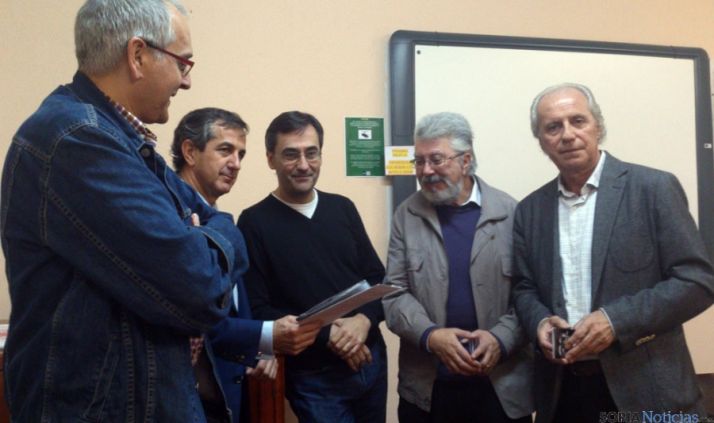 Arroyo, Caballero,  Ángel García, De la Llana y Carmelo García, hoy en la presentación.