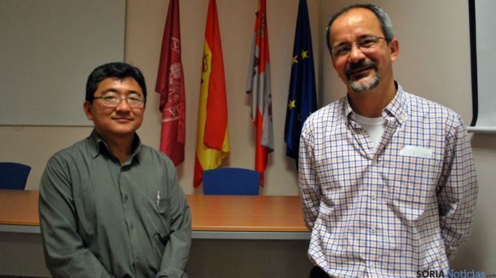 Los profesores Motoike (izda.) y De Carvalho.