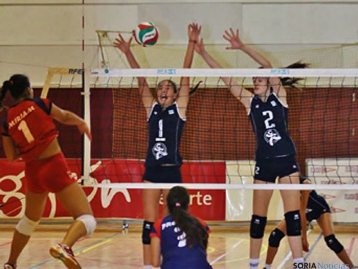 Un instante del encuentro en tierras gijonesas.