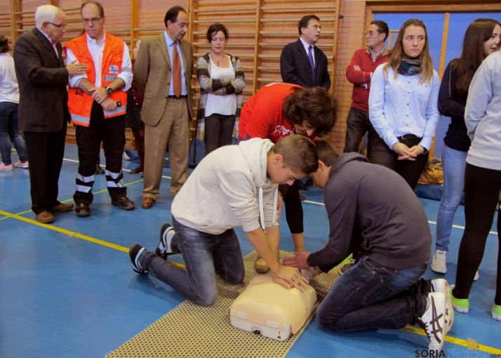 El IES Politécnico celebra el Día Europeo de concienciación del paro cardíaco