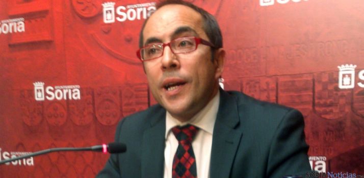 El teniente de alcalde, Luis Rey