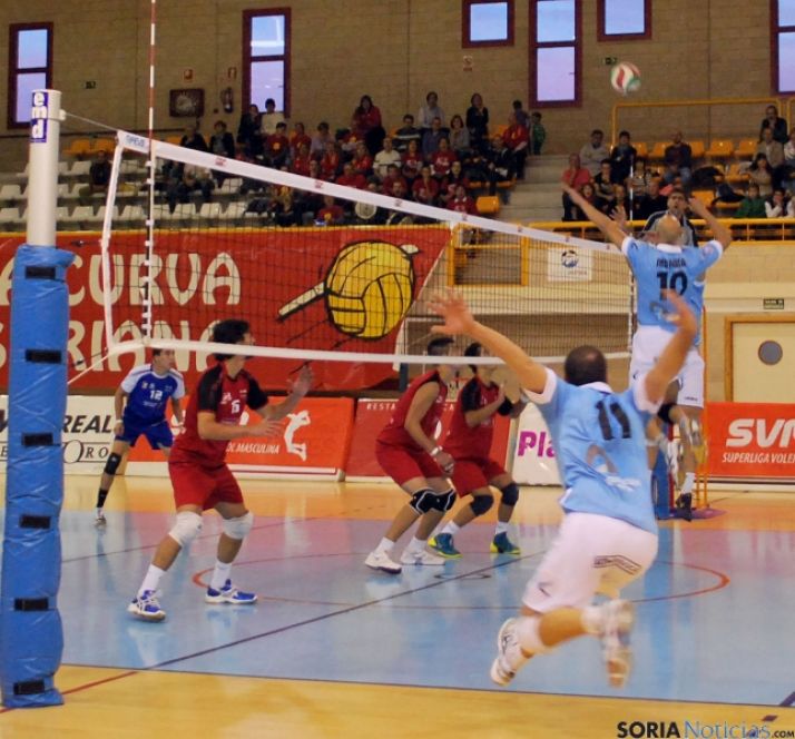 Los de Flores en su primer partido de la Superliga.