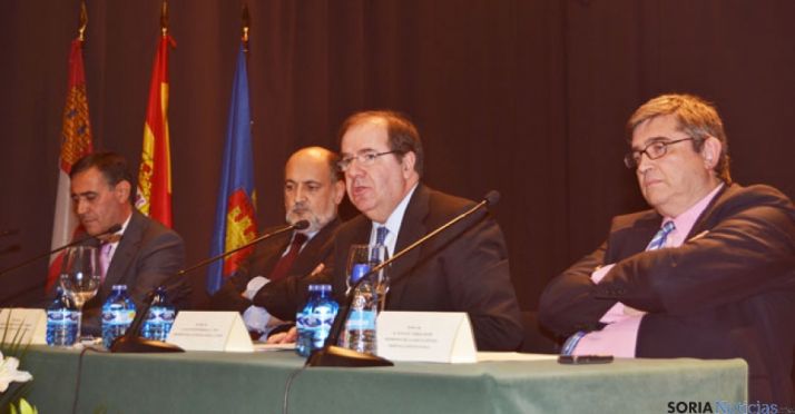 Jornadas de letrados del Constitucional en El Burgo.