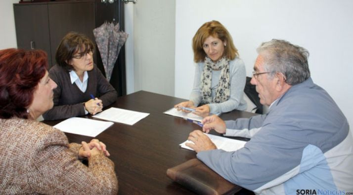 Angulo se reúne con la Federación de Jubilados de Soria