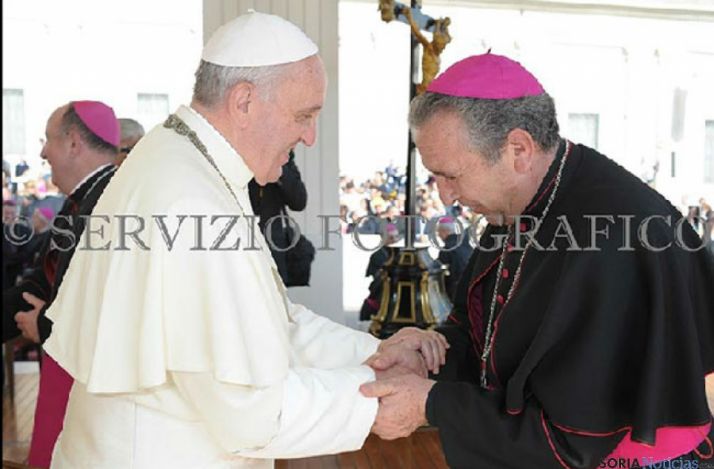 El Papa Francisco el Obispo Melgar