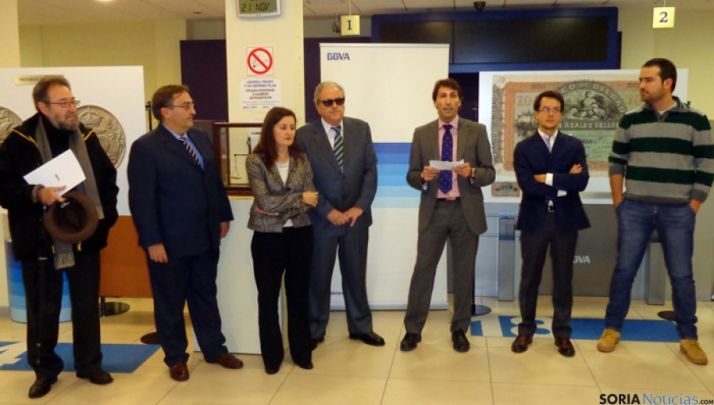 Inauguración de la muestra en la oficina bancaria de Marqués de Vadillo.