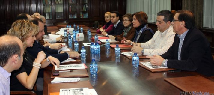 Reunión del PP con empresarios en la Cámara. 