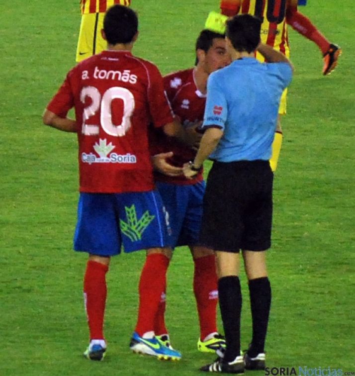 Competición deja sin efecto la amarilla a Natalio que podrá jugar en Zaragoza