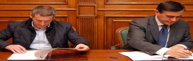 Pardo, (izda.) y el responsable de la arrendataria.