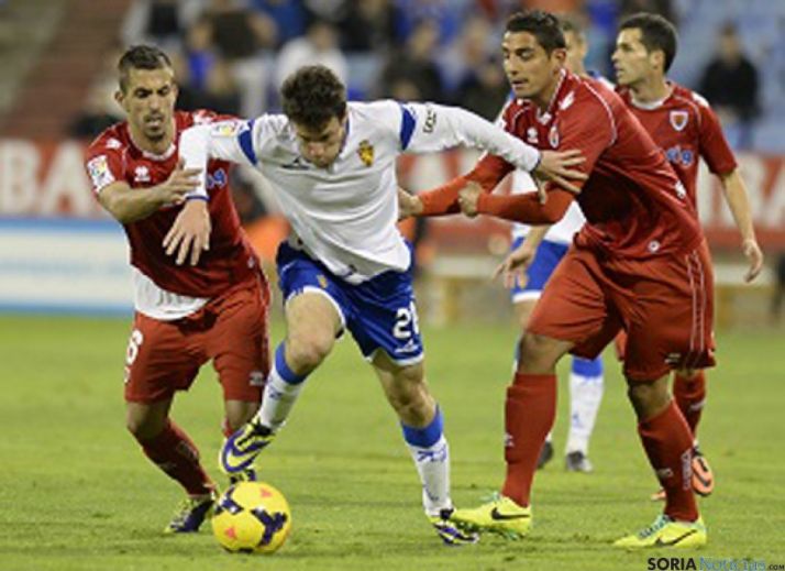 Los de Anquela estuvieron muy bien asentados en La Romareda.