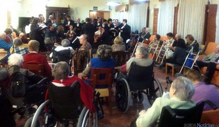 Una imagen del concierto en la residencia.