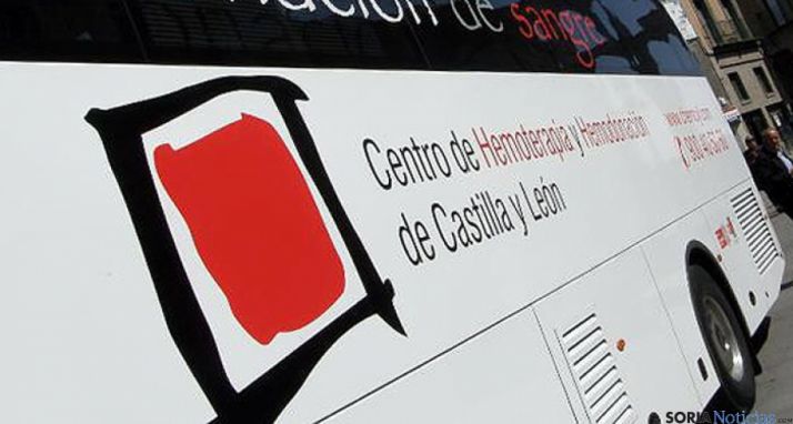 Una unidad móvil del Centro de Hemoterapia.