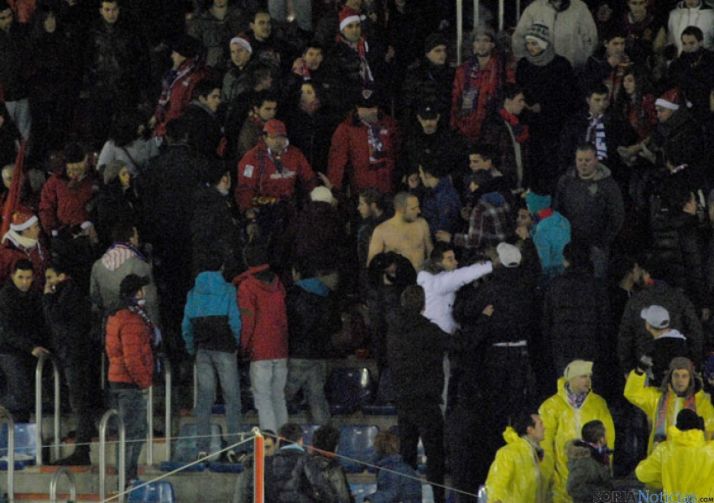 Durante el encuentro se produjeron agresiones.