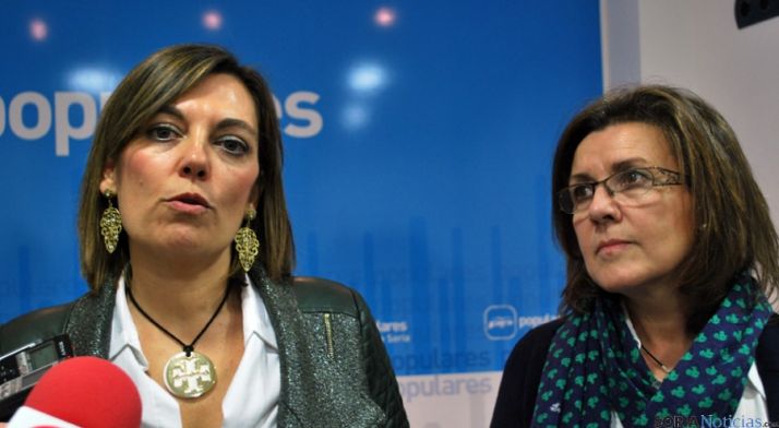 La consejera de Familia y la presidenta del PP soriano.