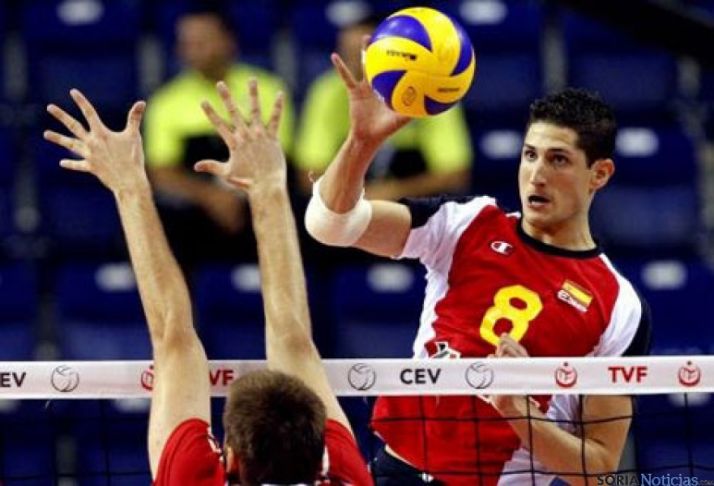 Alberto Salas con la selección