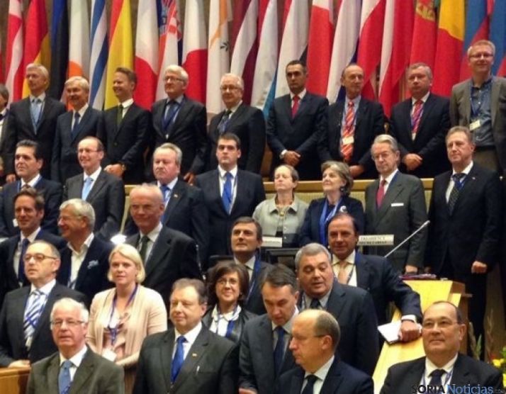 Angulo, con la delegación española