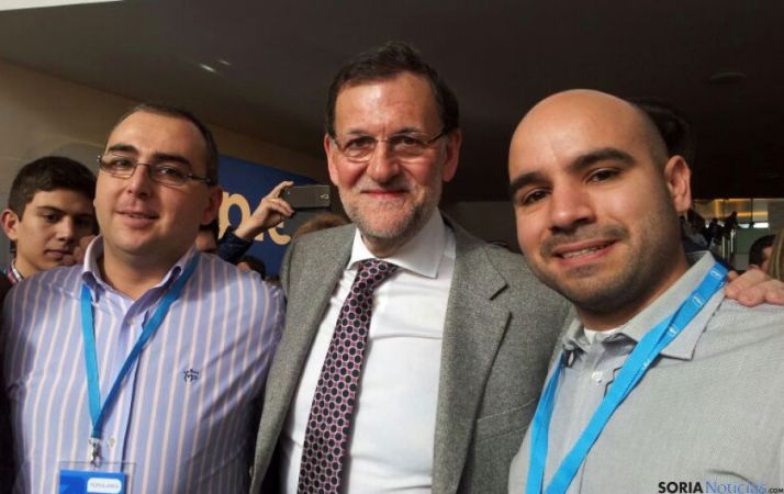 Bermejo y Ágreda flanqueando a Mariano Rajoy.