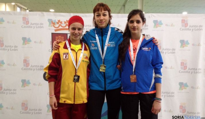 Raquel Álvarez, en lo alto del podio.