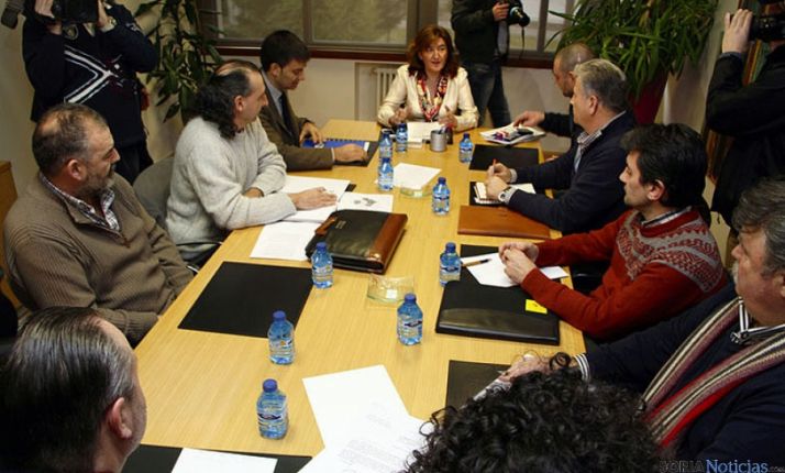 Reunión de las OPAs con la viceconsejera de Desarrollo Rural.