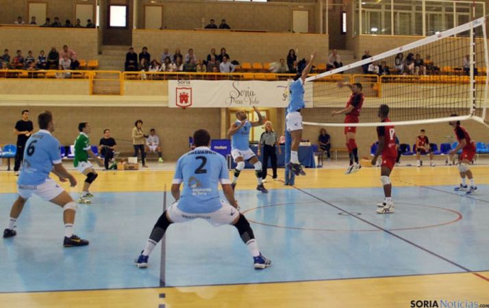 El club busca sumar apoyos contra el Ushuaia. / SN