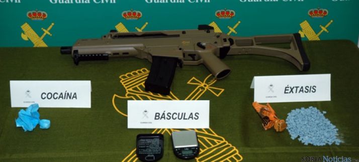 Droga y material incautado en Ágreda