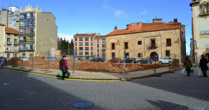 Plaza de Bernardo Robles, donde se edificará el nuevo mercado.