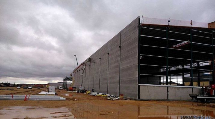 Almacén de Nufri en construcción. 