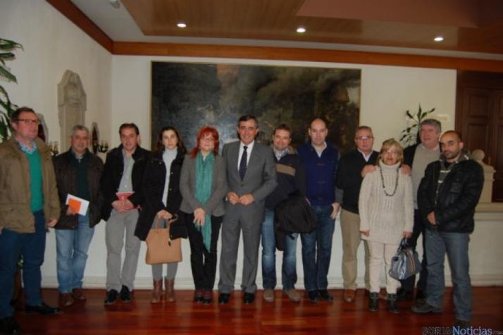 Alcaldes con el presidente de la Diputación.