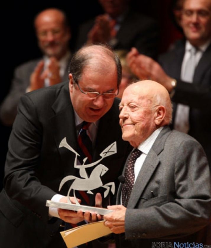 Herrera junto a Jiménez Lozano/ Ical