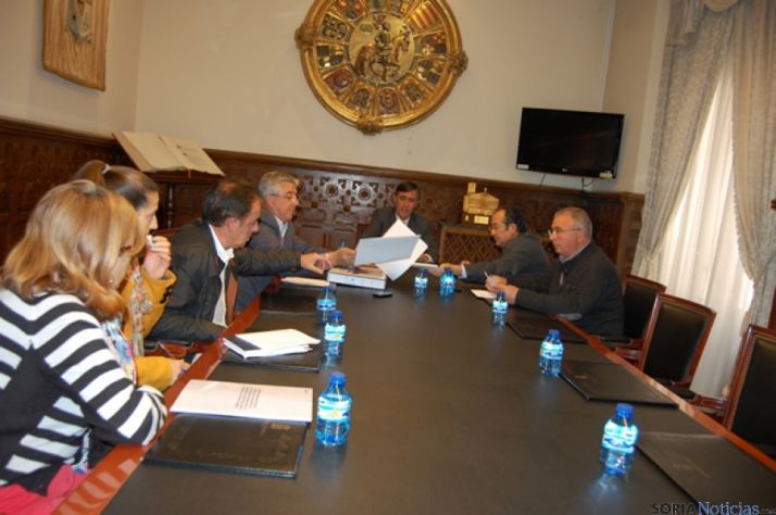 Reunión con los ayuntamientos