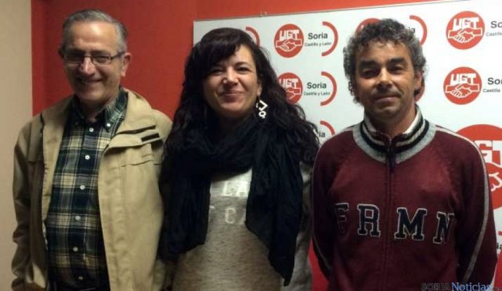 Azucena Pérez, con Rincón y Jiménez.