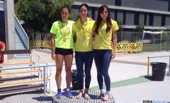 Romero (ctro.) en el podio de Valladolid.