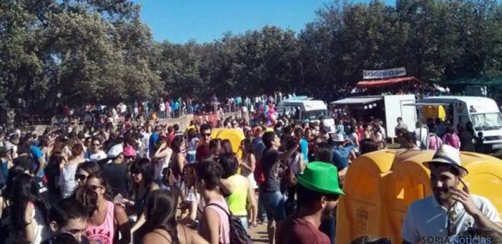 Público en Valonsadero este domingo. / SN