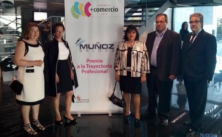 La familia de empresarios, en los premios este lunes.