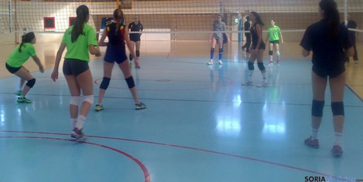 Chicas entrenando en Los Pajaritos