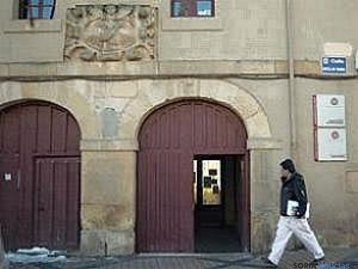 Fachada del Colegio Universitario de Soria