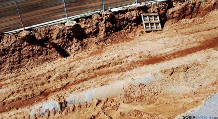 Tubería en la calle Doctrina