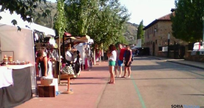 Mercado en el Enclave