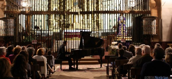 El pianista Ruben Yessayan. 